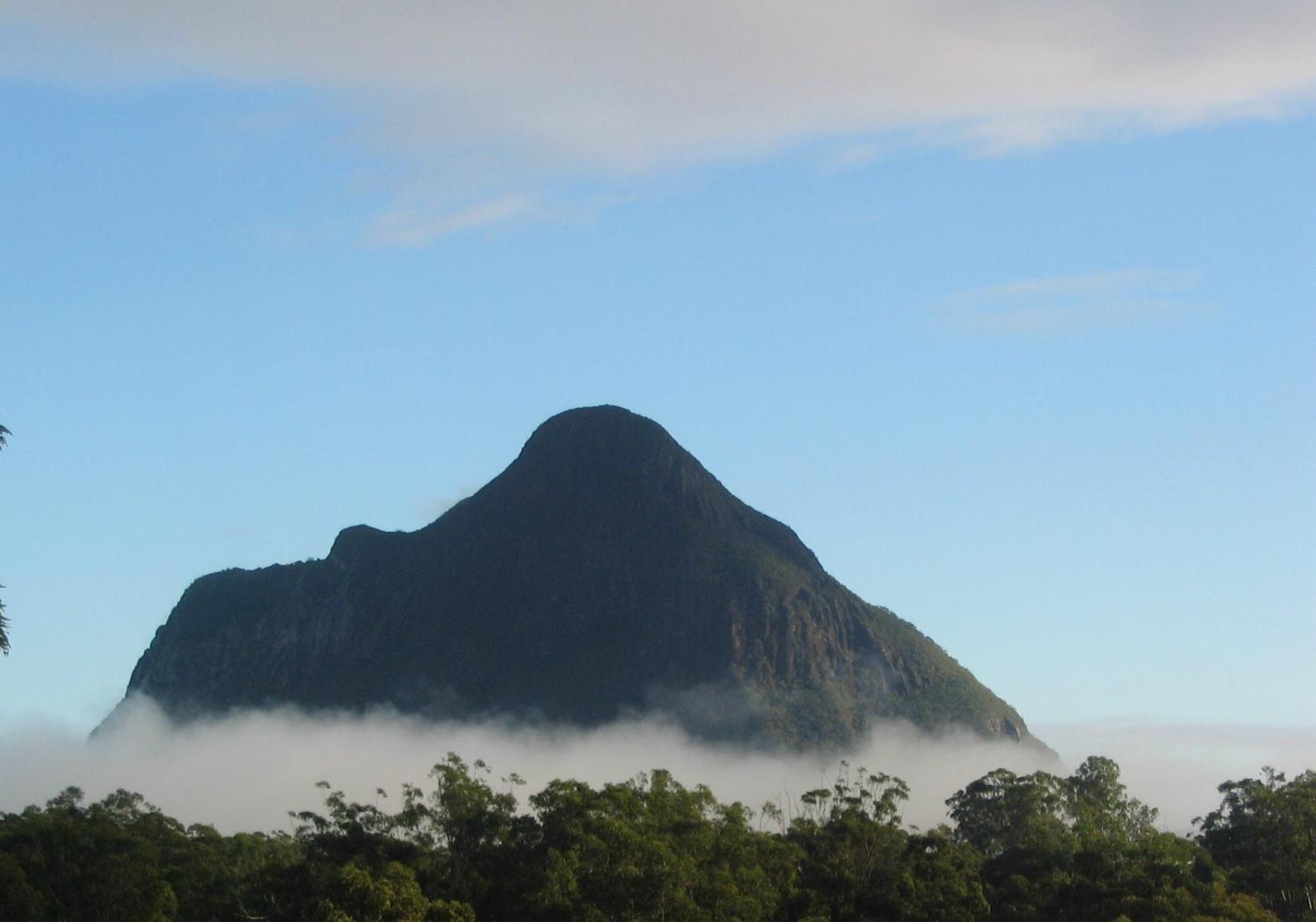 Glass On Glasshouse Glass House Mountains Ngoại thất bức ảnh