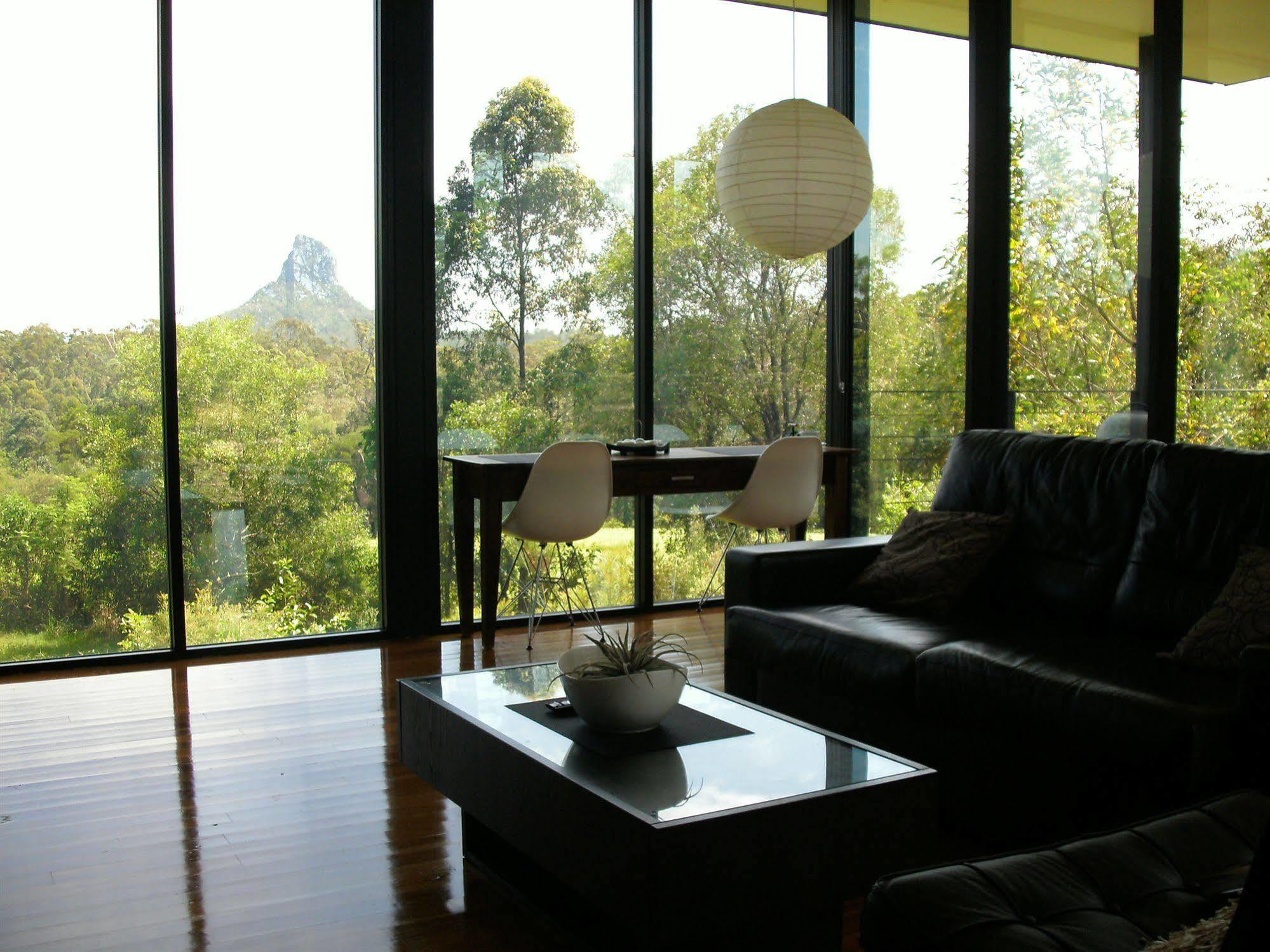 Glass On Glasshouse Glass House Mountains Ngoại thất bức ảnh